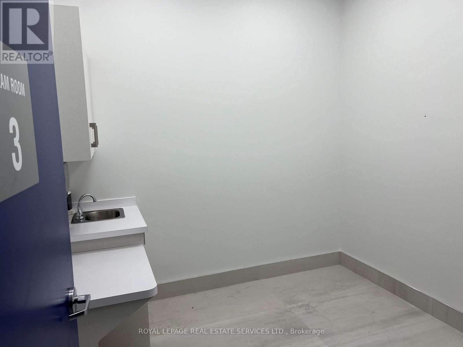 117 - 1441 ELGIN STREET Image 13