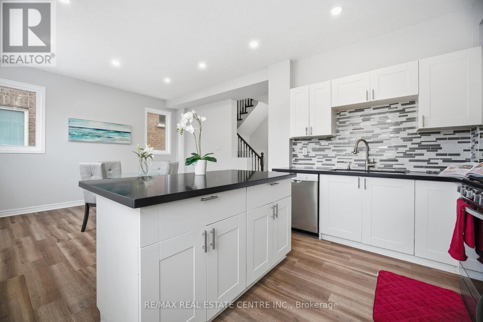 89 - 7155 MAGISTRATE TERRACE Image 15