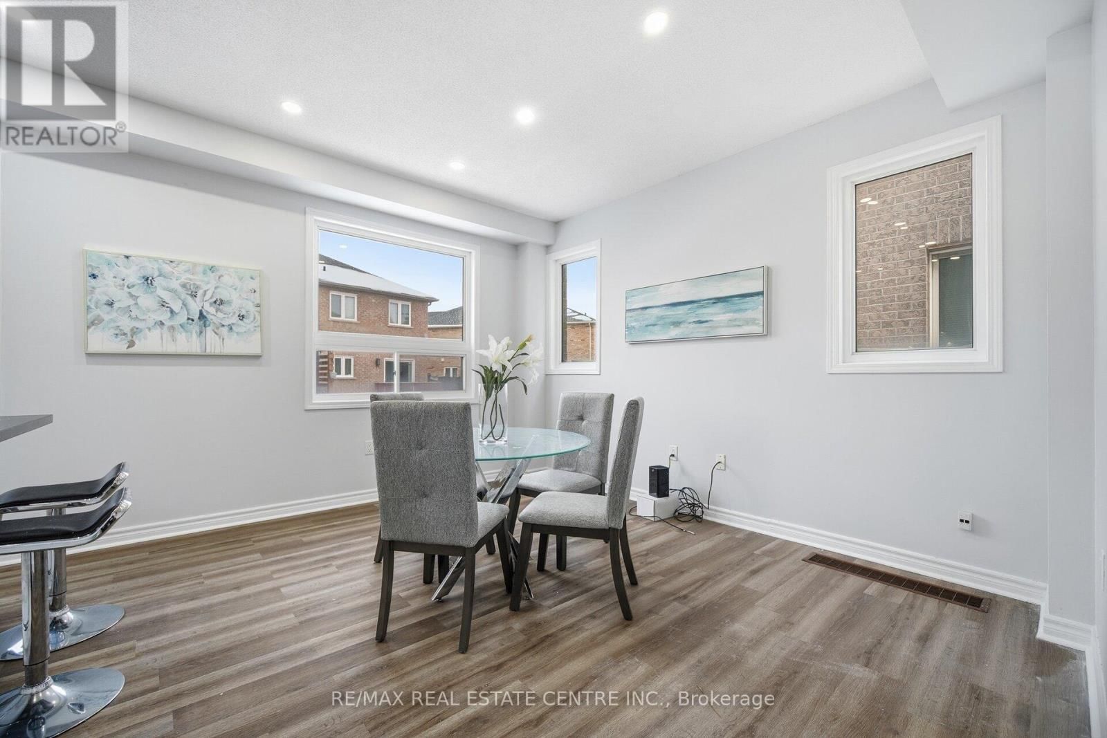 89 - 7155 MAGISTRATE TERRACE Image 16