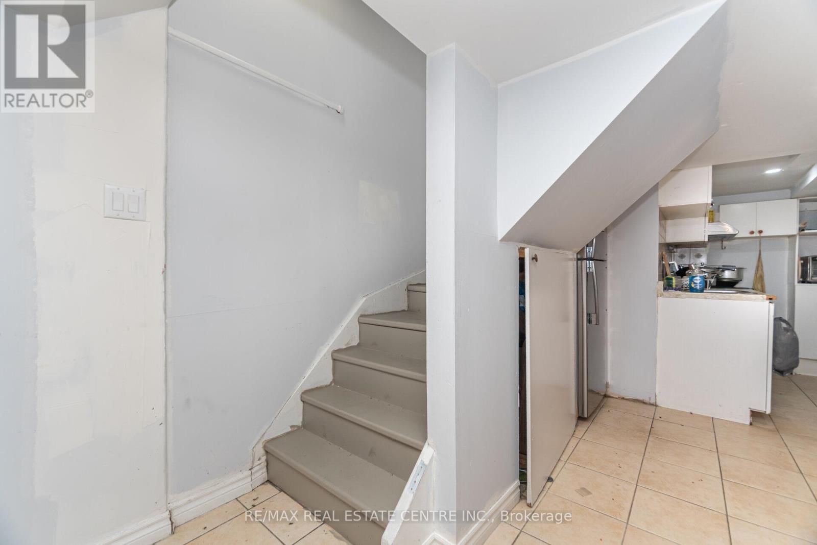 89 - 7155 MAGISTRATE TERRACE Image 42