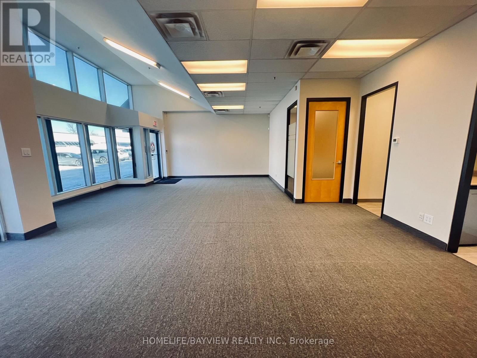 134-135 - 2550 MATHESON BOULEVARD Image 15