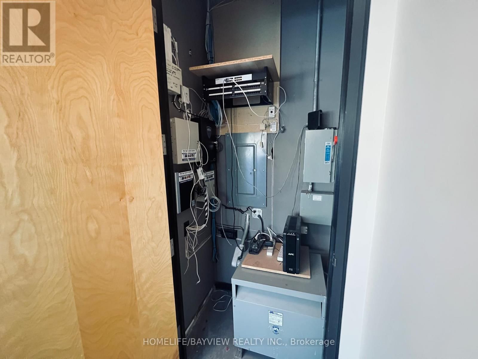 134-135 - 2550 MATHESON BOULEVARD Image 30