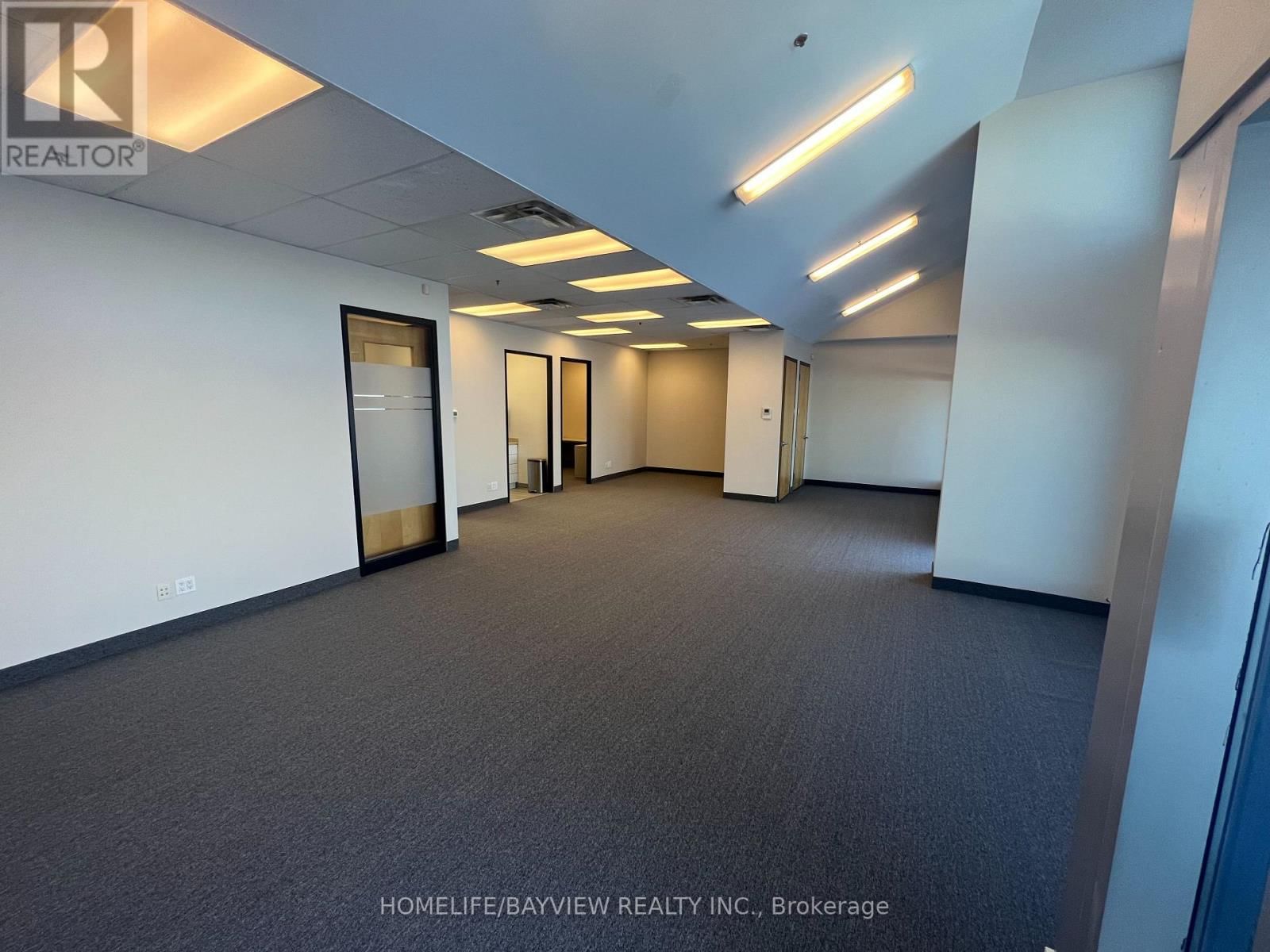 134-135 - 2550 MATHESON BOULEVARD Image 4