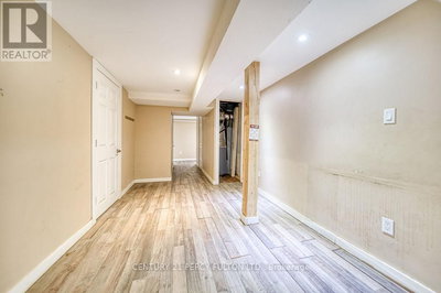 Image #1 of Commercial for Sale at Queen, Toronto , Ontario