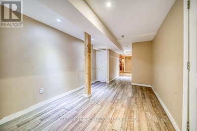 Image #1 of Commercial for Sale at Queen, Toronto , Ontario