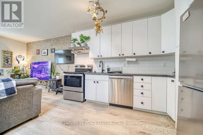 Image #1 of Commercial for Sale at Queen, Toronto , Ontario