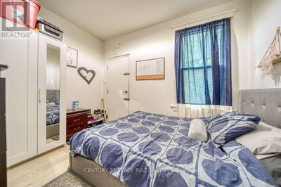 Image #1 of Commercial for Sale at Queen, Toronto , Ontario