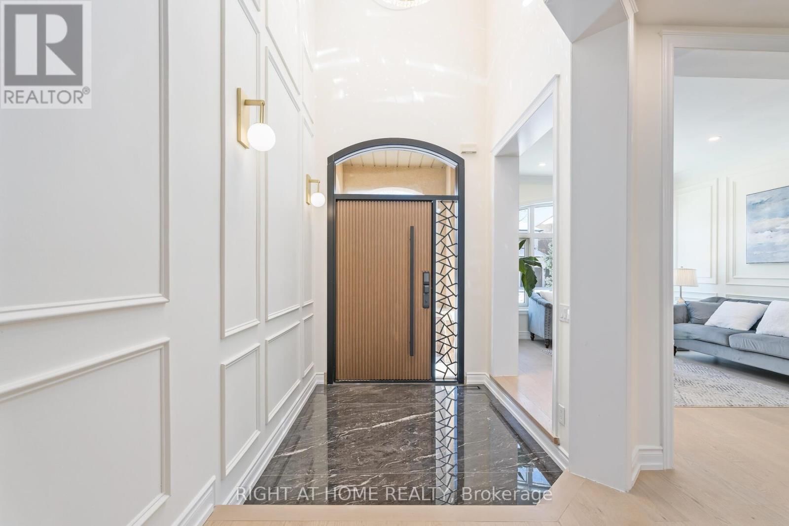 3352 PETRIE WAY Image 2