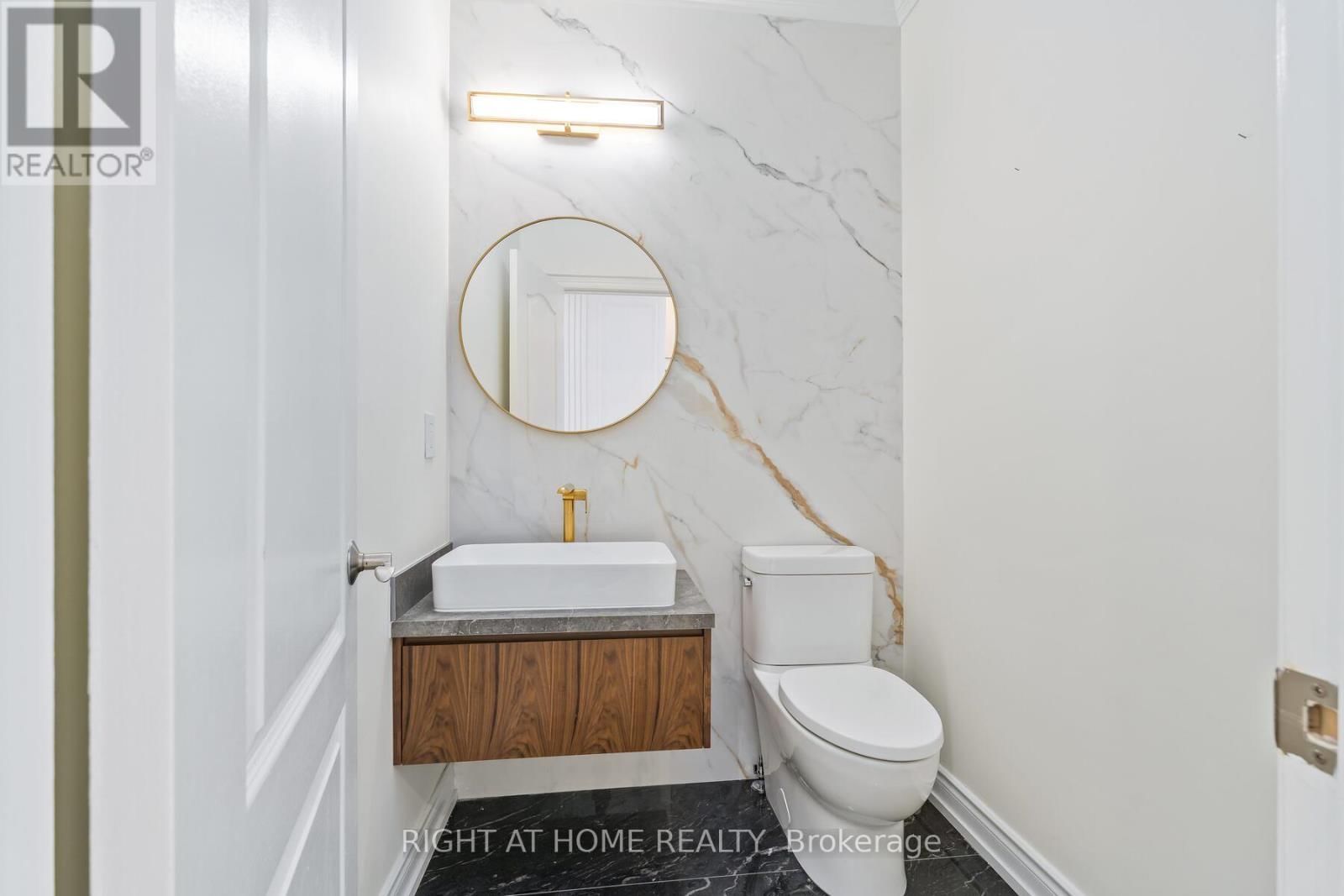 3352 PETRIE WAY Image 20