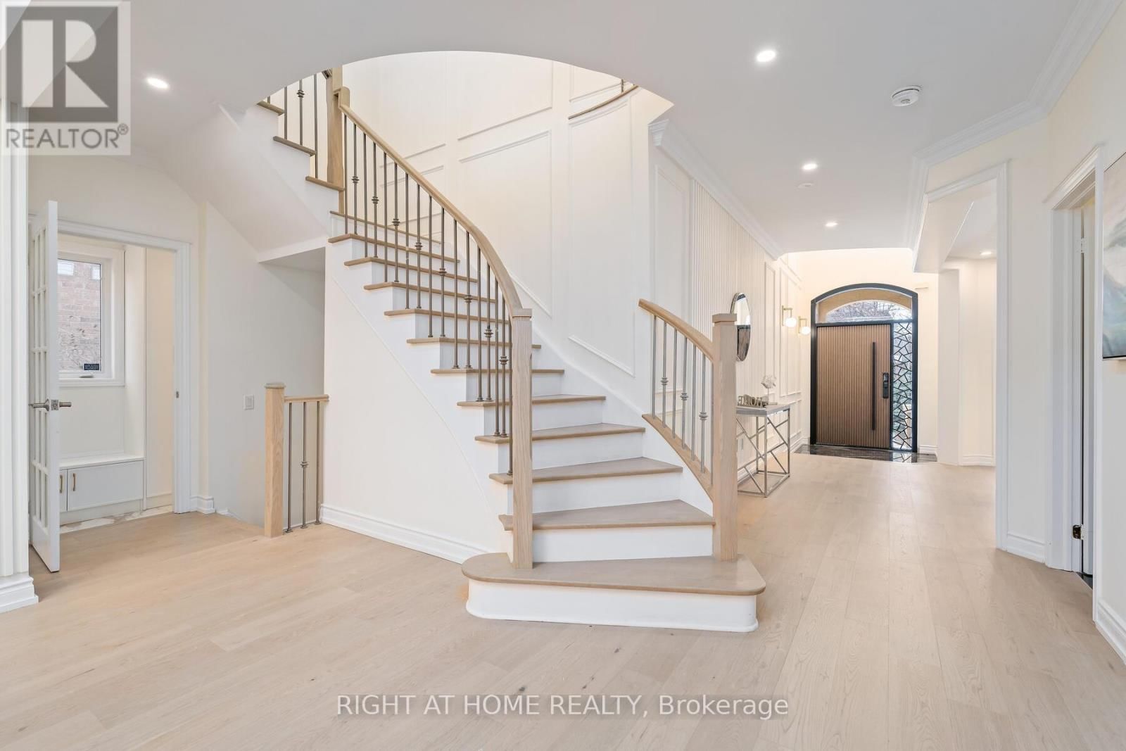 3352 PETRIE WAY Image 21