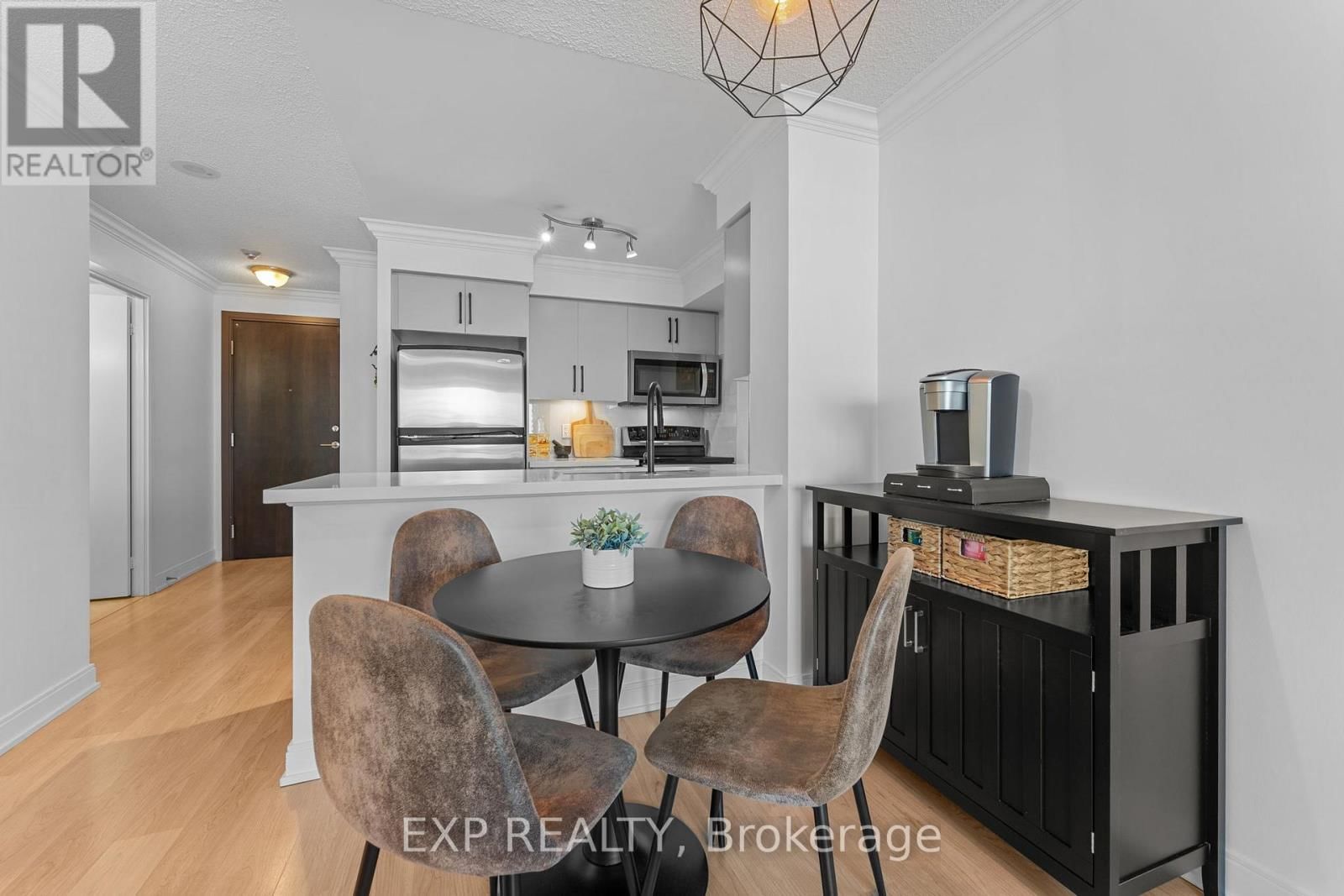 436 - 35 VIKING LANE Image 12