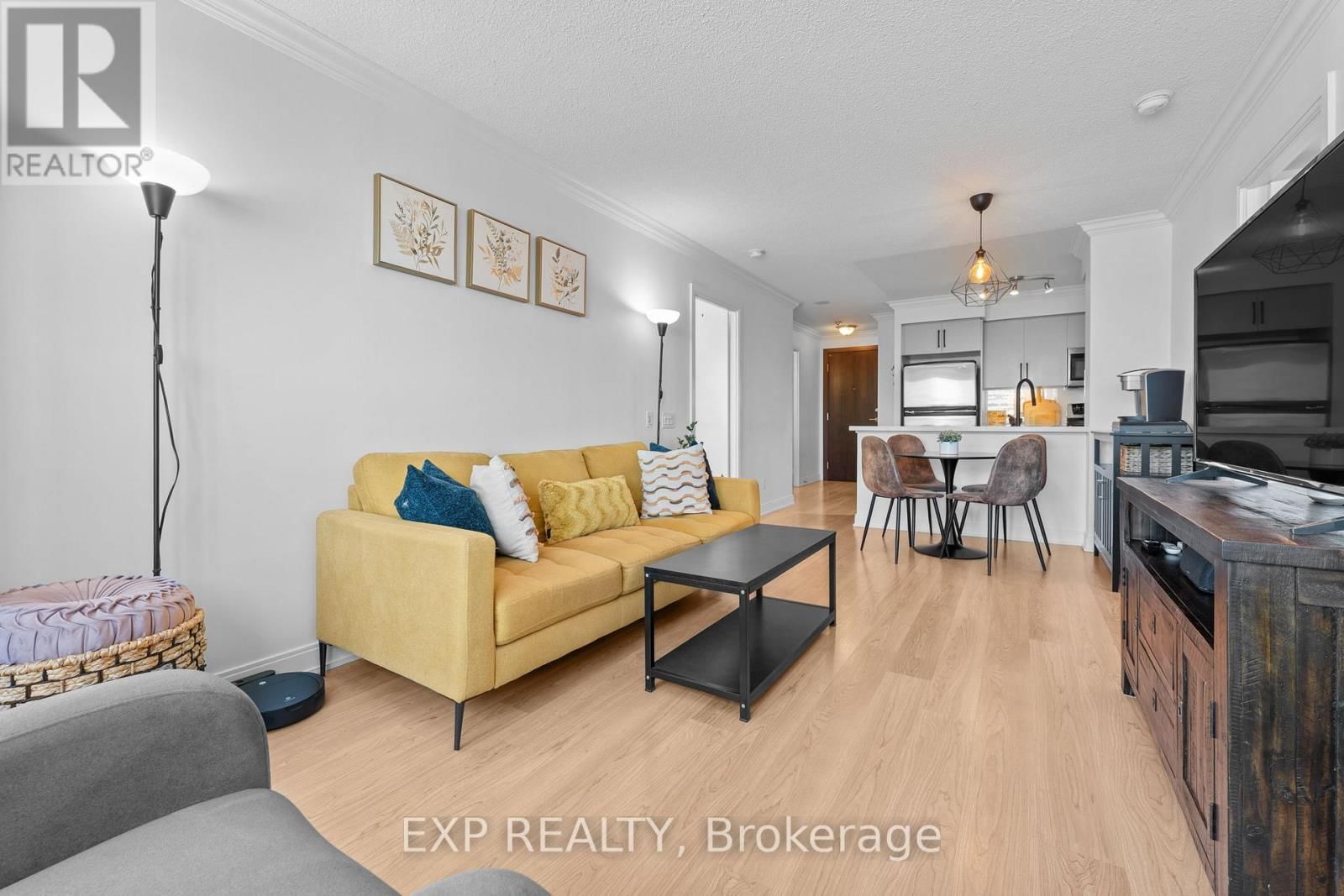 436 - 35 VIKING LANE Image 15