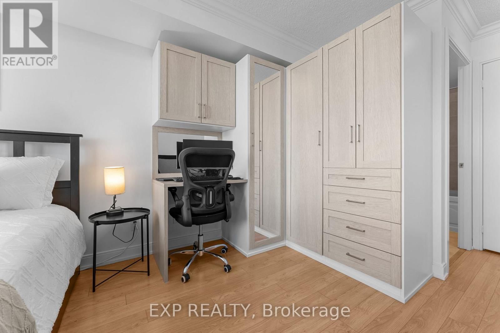 436 - 35 VIKING LANE Image 23