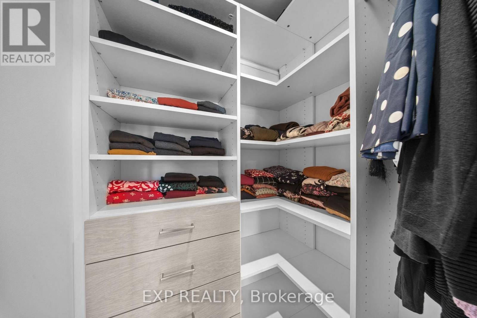 436 - 35 VIKING LANE Image 25