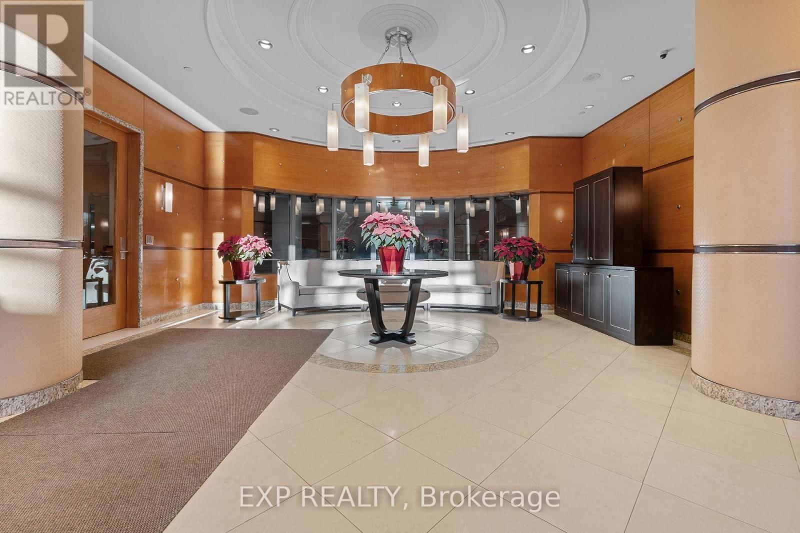 436 - 35 VIKING LANE Image 3