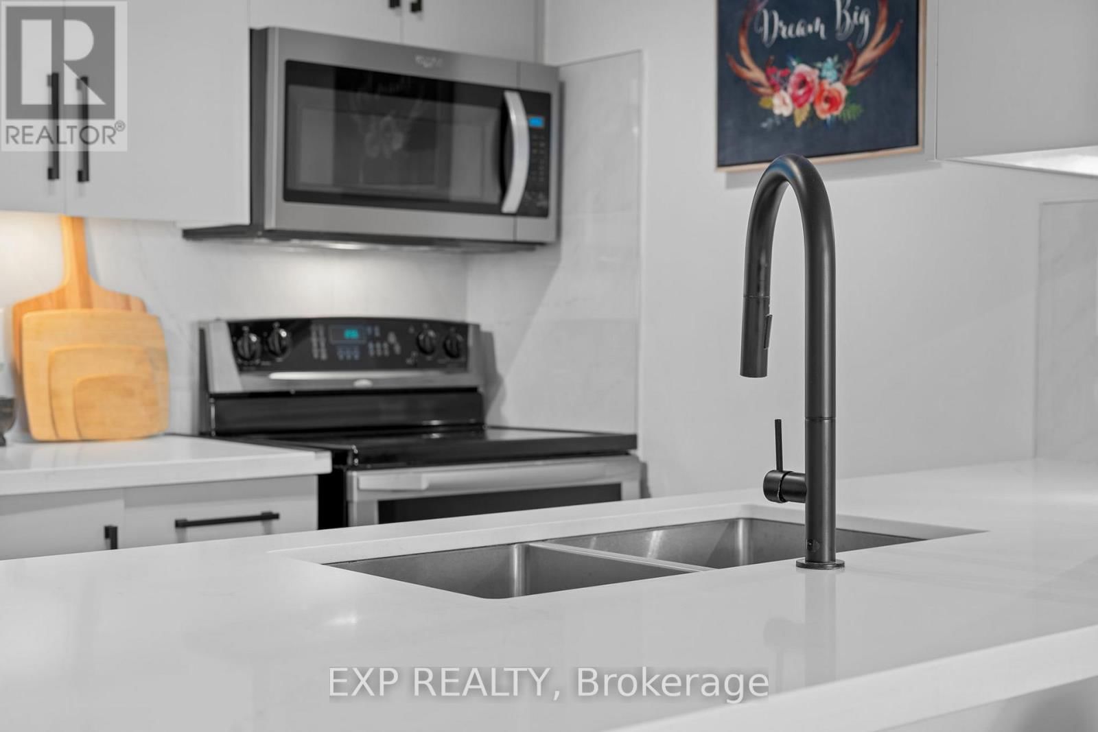 436 - 35 VIKING LANE Image 30