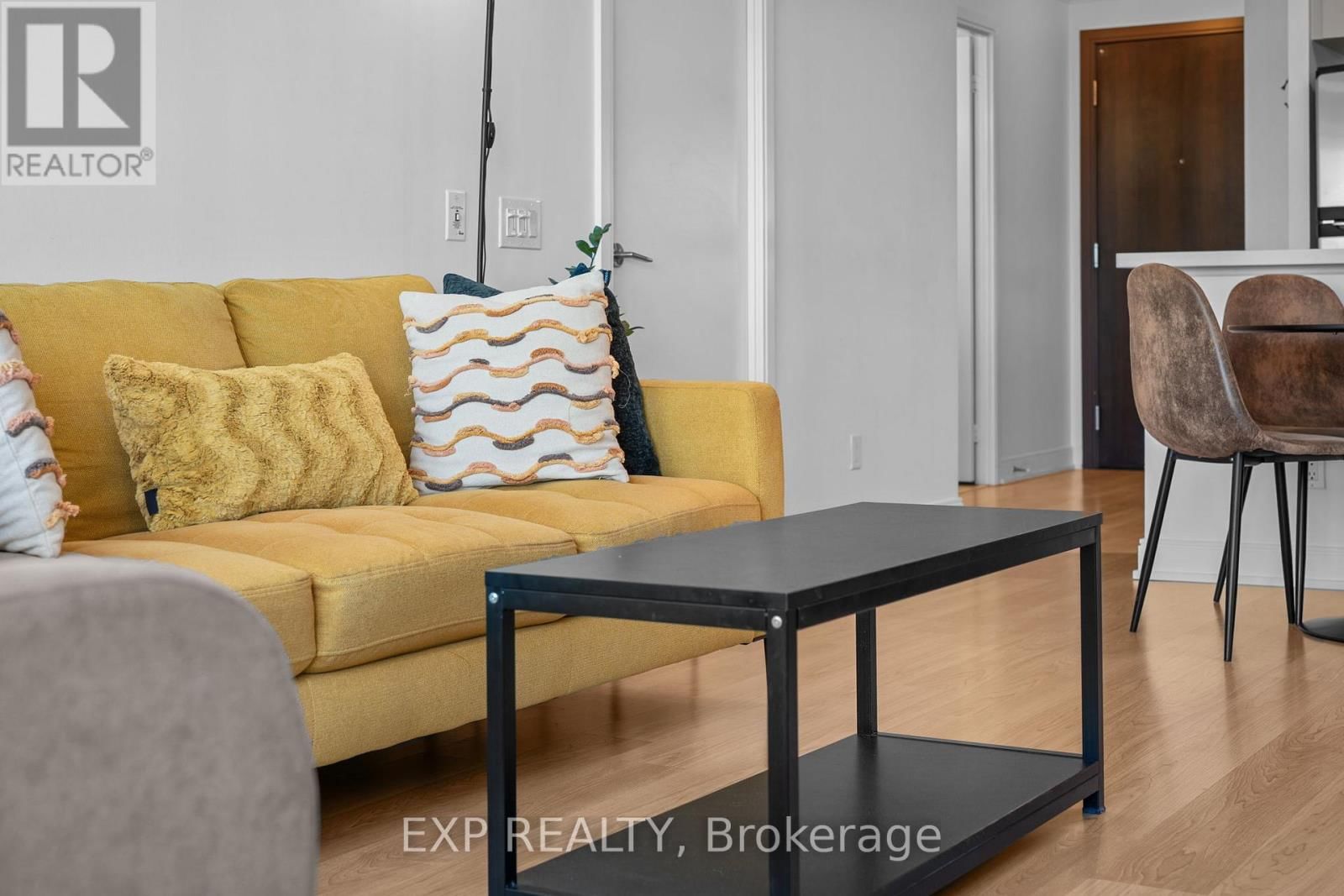 436 - 35 VIKING LANE Image 34