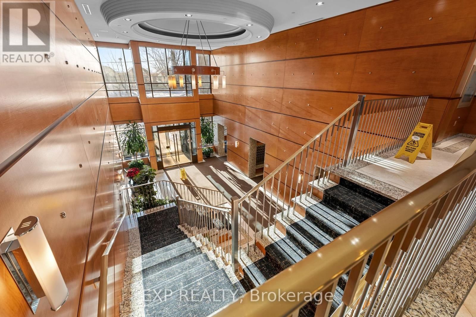 436 - 35 VIKING LANE Image 4