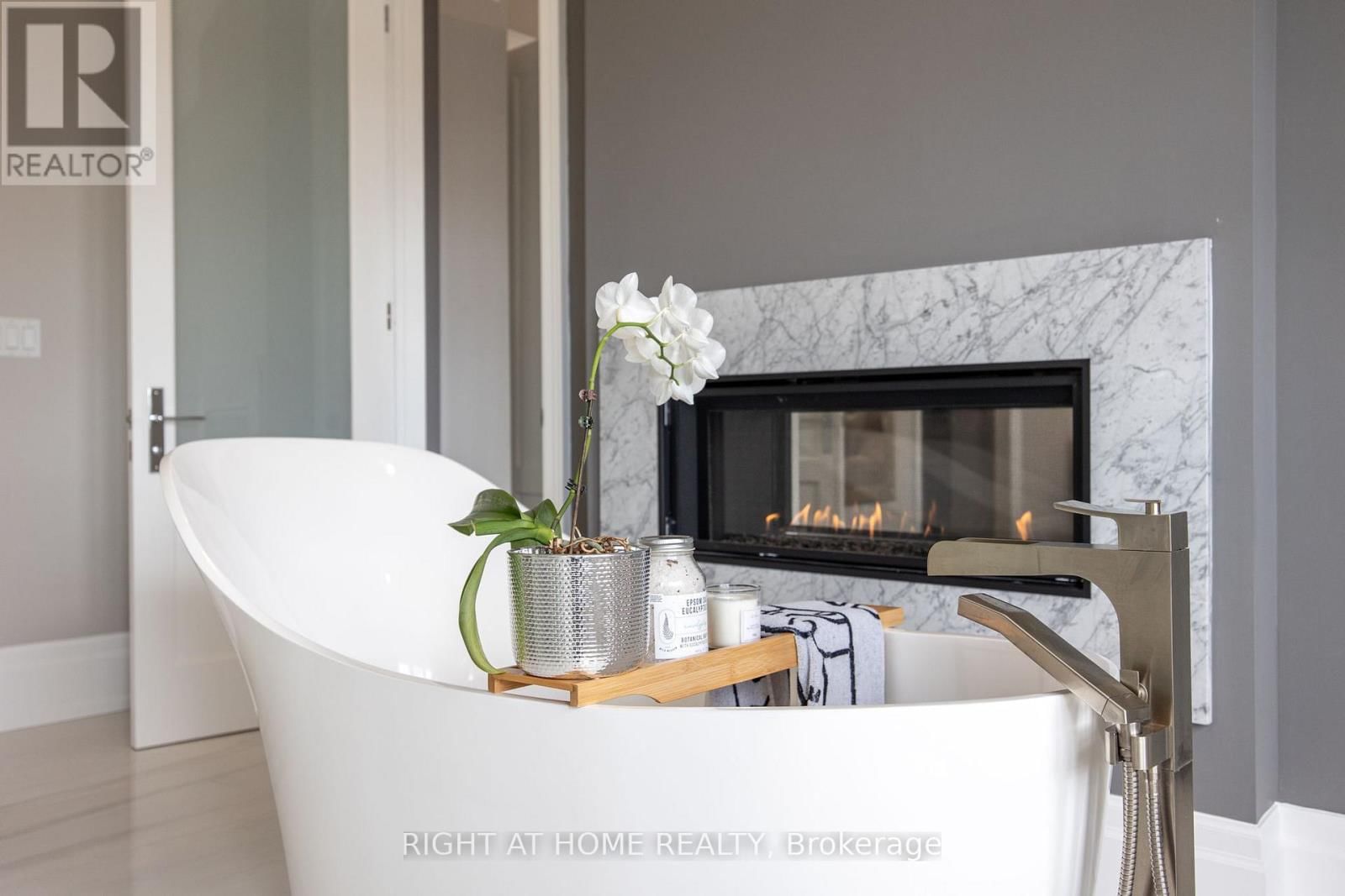 3124 DANIEL WAY Image 25