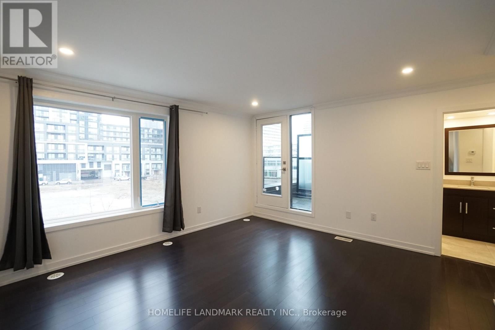 4 - 4030 PARKSIDE VILLAGE DRIVE Image 23