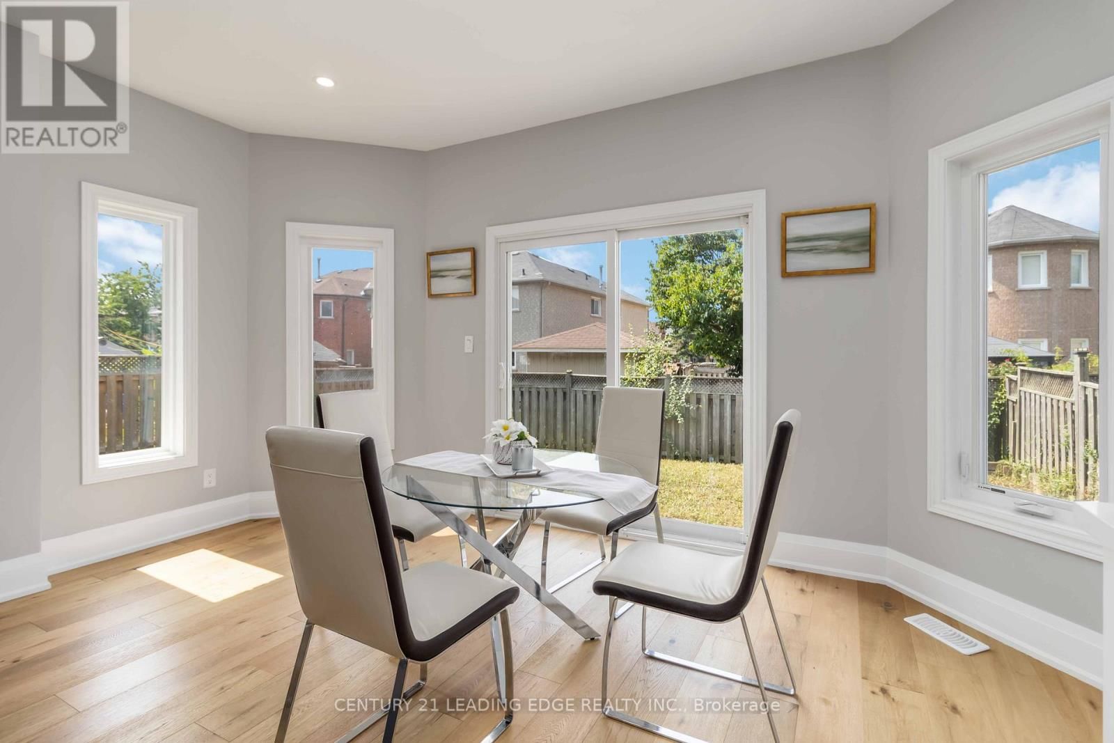 286 FERNFOREST DRIVE Image 21