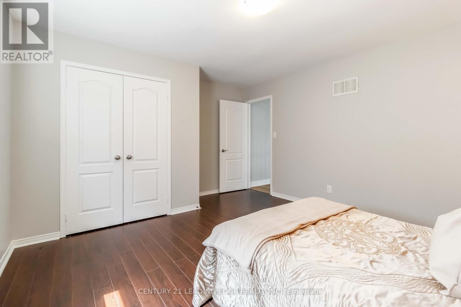 286 FERNFOREST DRIVE Image 31