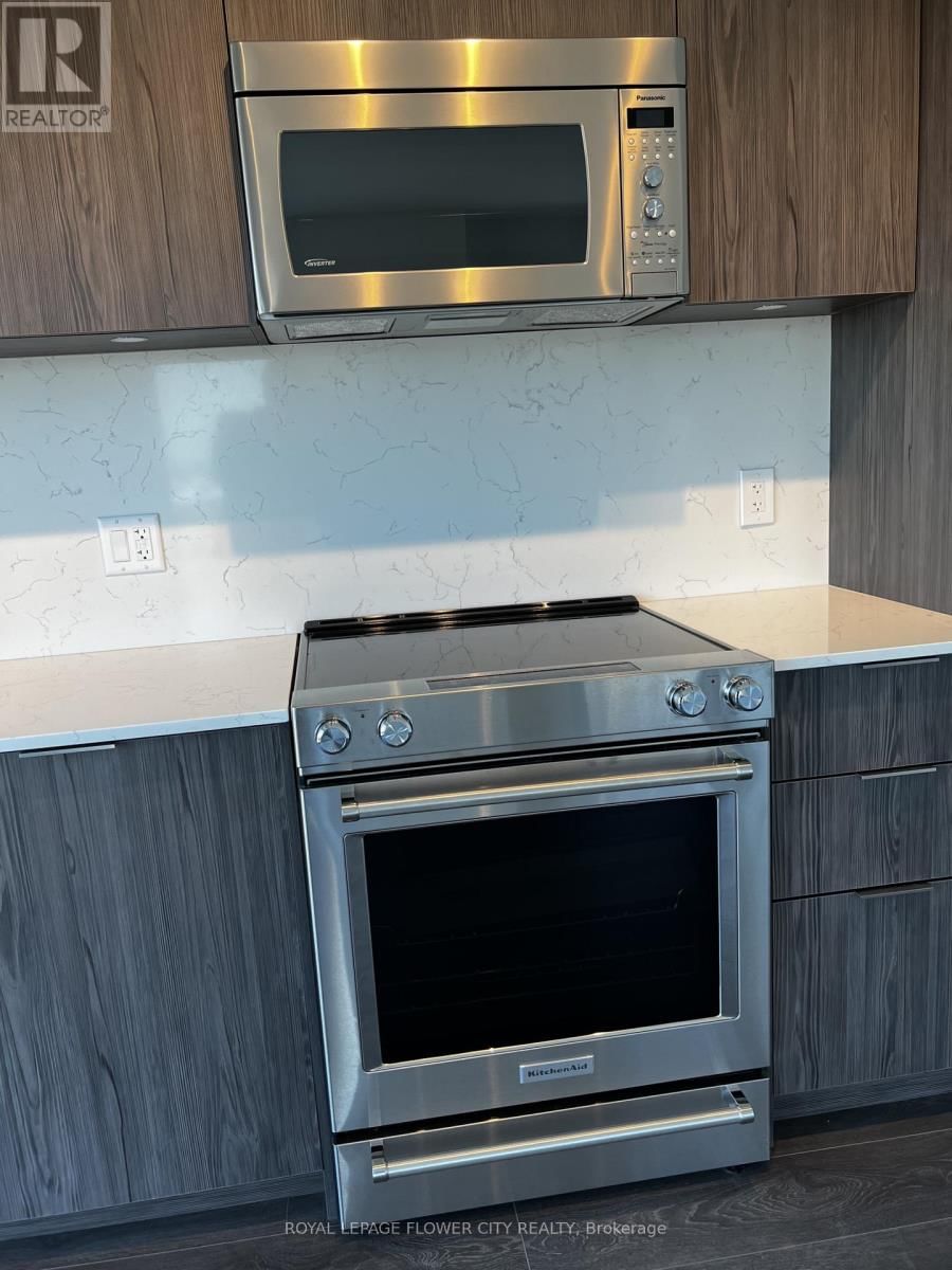 1302 - 30 SAMUEL WOOD WAY NORTH Image 18