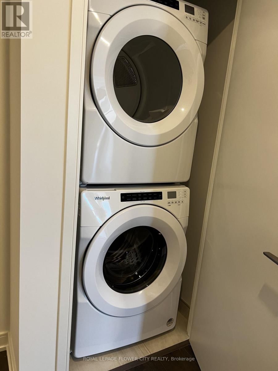 1302 - 30 SAMUEL WOOD WAY NORTH Image 7