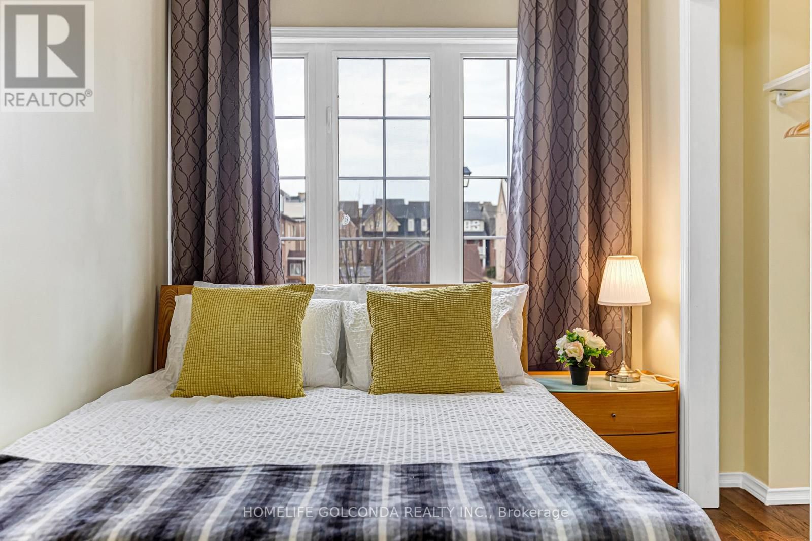 22 TROYER AVENUE Image 19