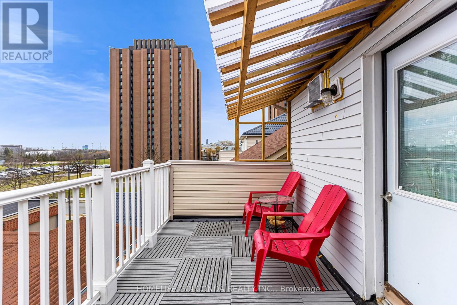 22 TROYER AVENUE Image 24