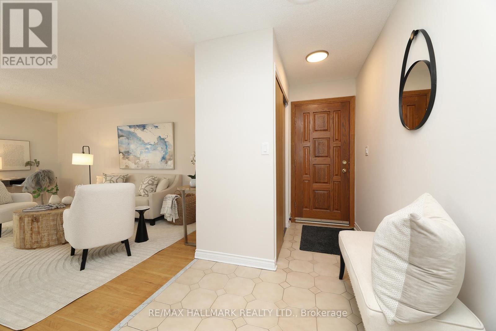 70 LAVINGTON DRIVE Image 2