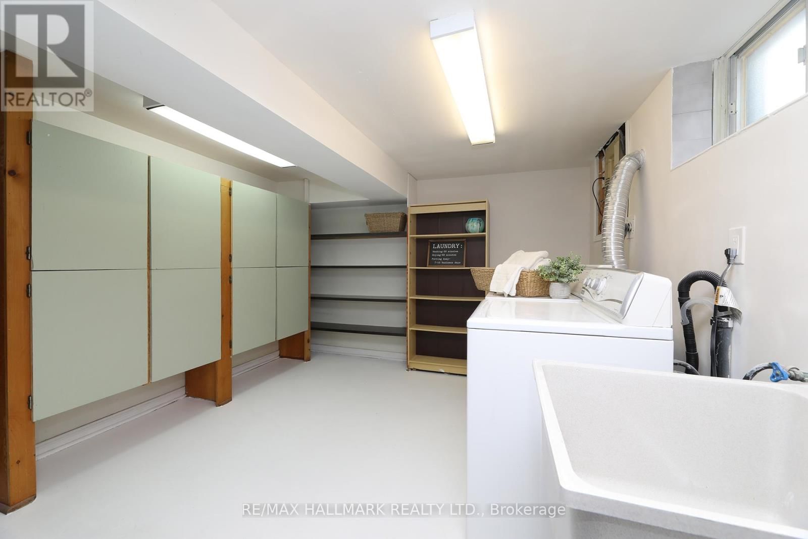 70 LAVINGTON DRIVE Image 32