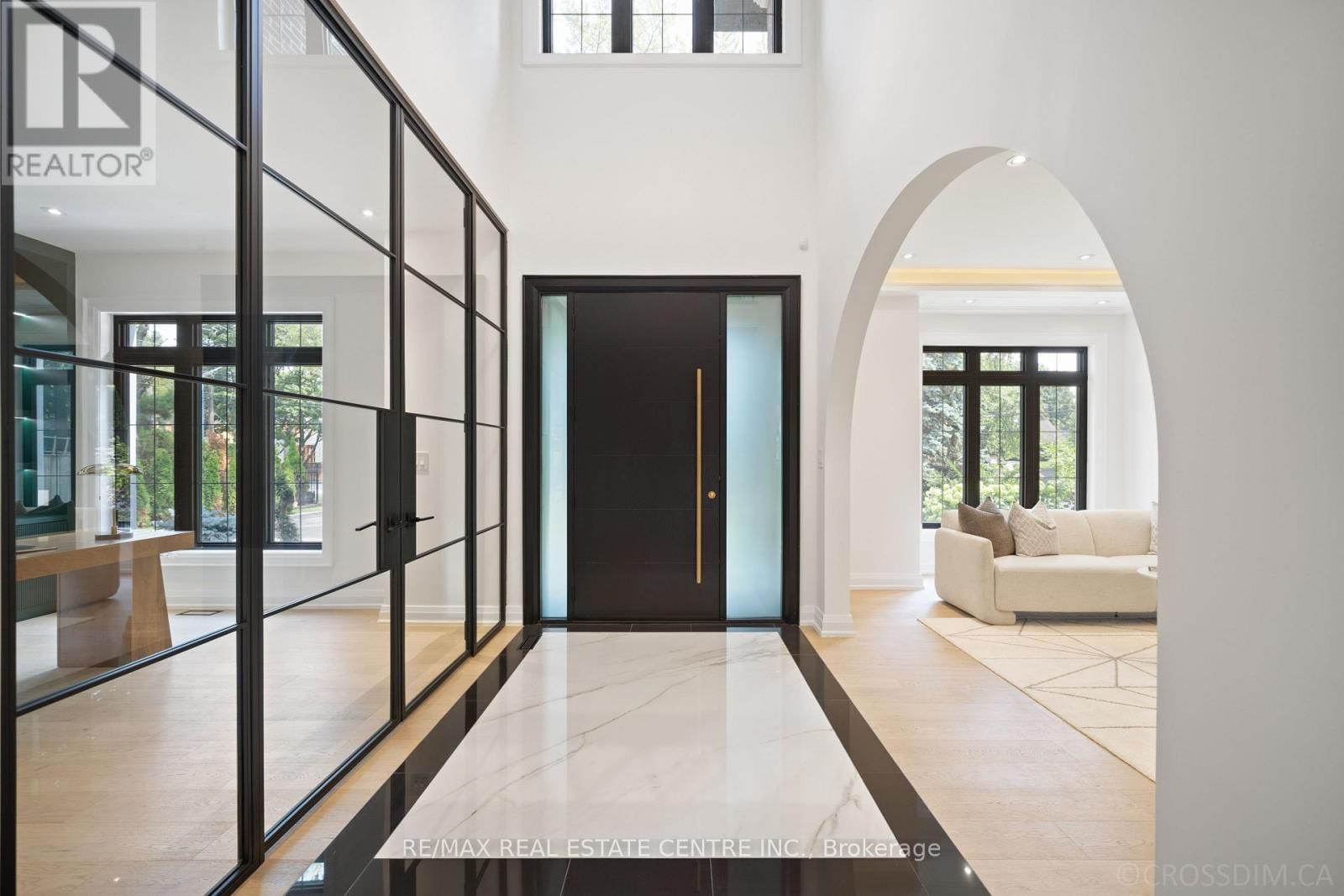 1065 REBECCA STREET Image 4