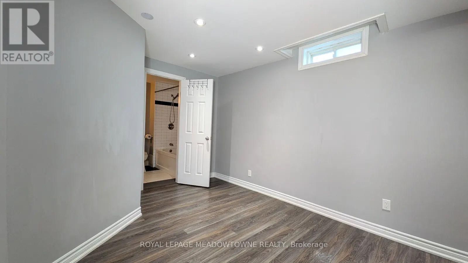 259 QUEEN MARY DRIVE Image 11