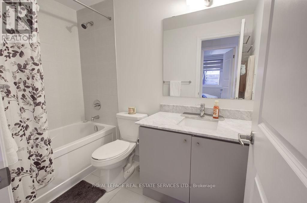 123 - 349 WHEAT BOOM DRIVE EAST Image 16