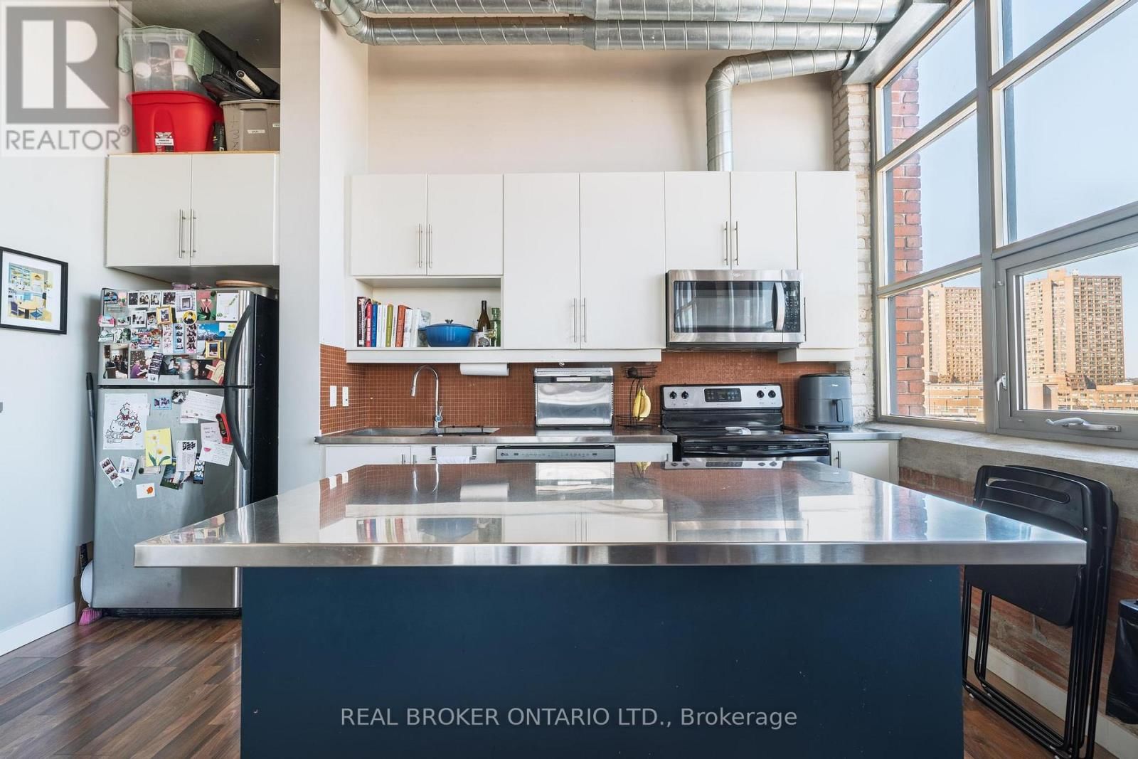 PH3 - 2154 DUNDAS STREET WEST Image 9