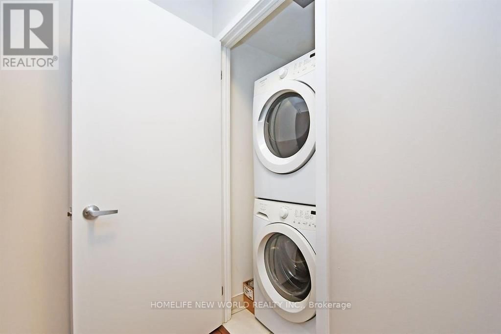 1205 - 365 PRINCE OF WALES DRIVE Image 17