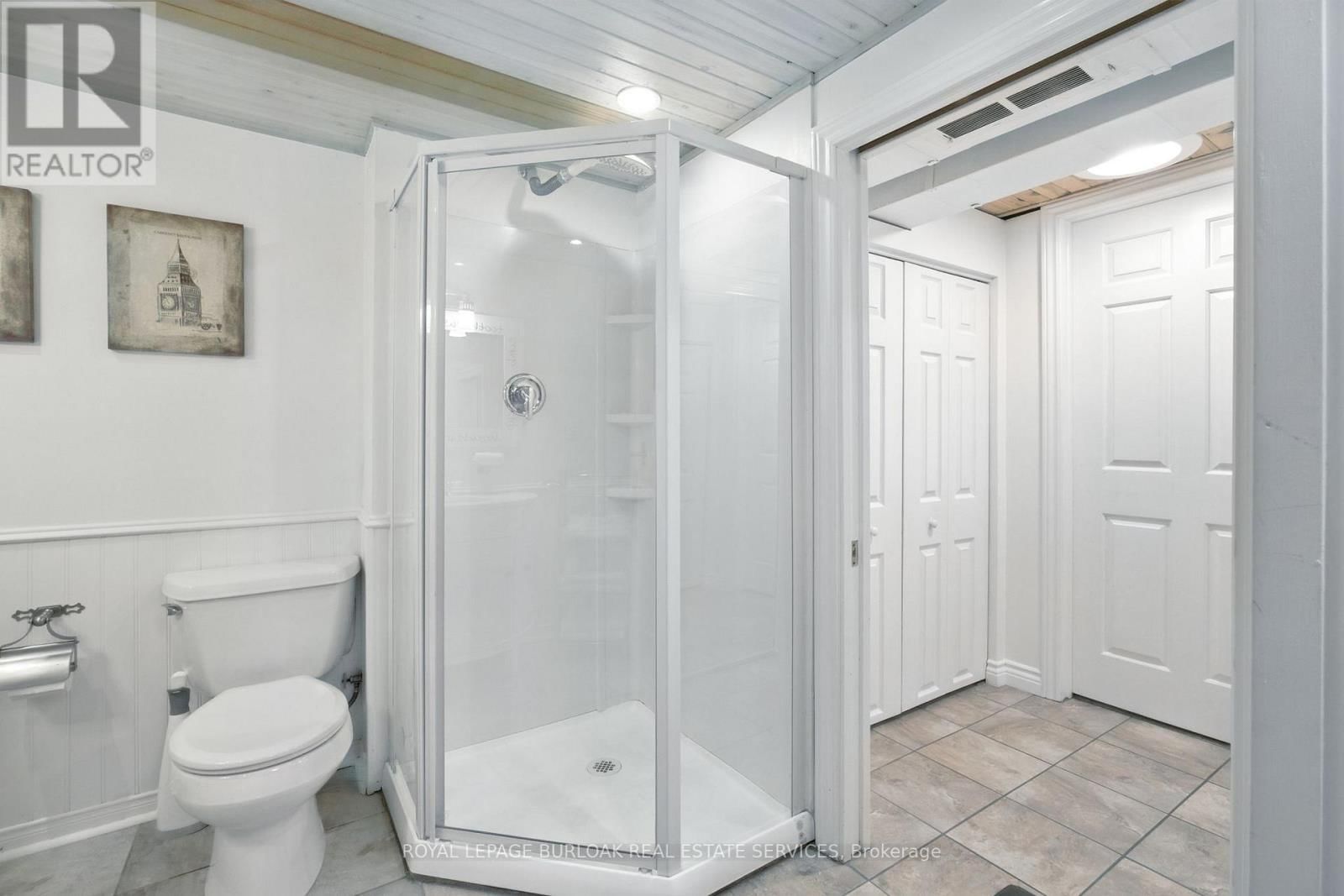 479 BLATHWAYTE LANE Image 29