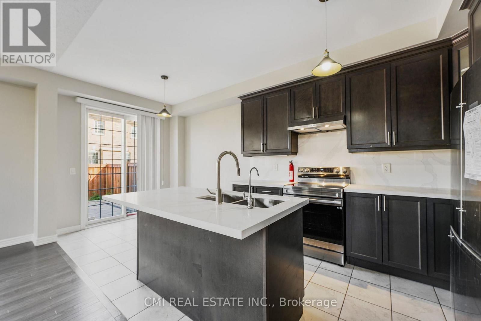 40 SPOKANNE STREET NORTH Image 10