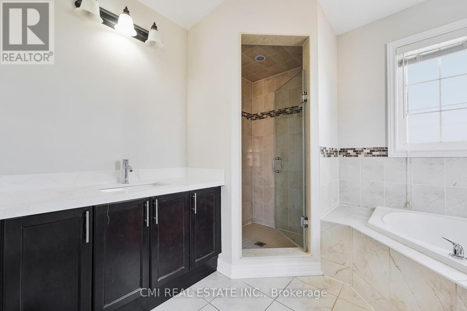 40 SPOKANNE STREET NORTH Image 21