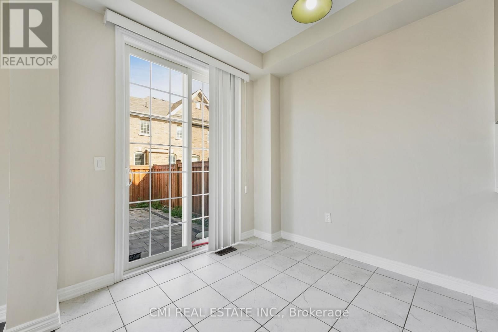 40 SPOKANNE STREET NORTH Image 28