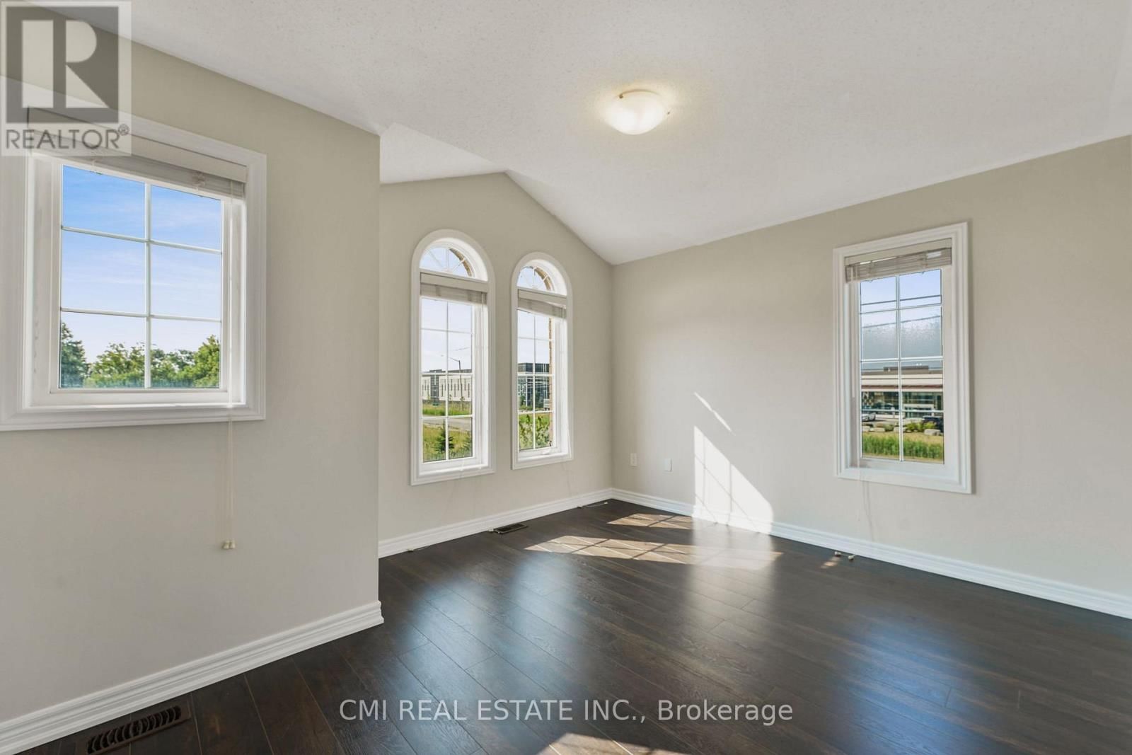 40 SPOKANNE STREET NORTH Image 36