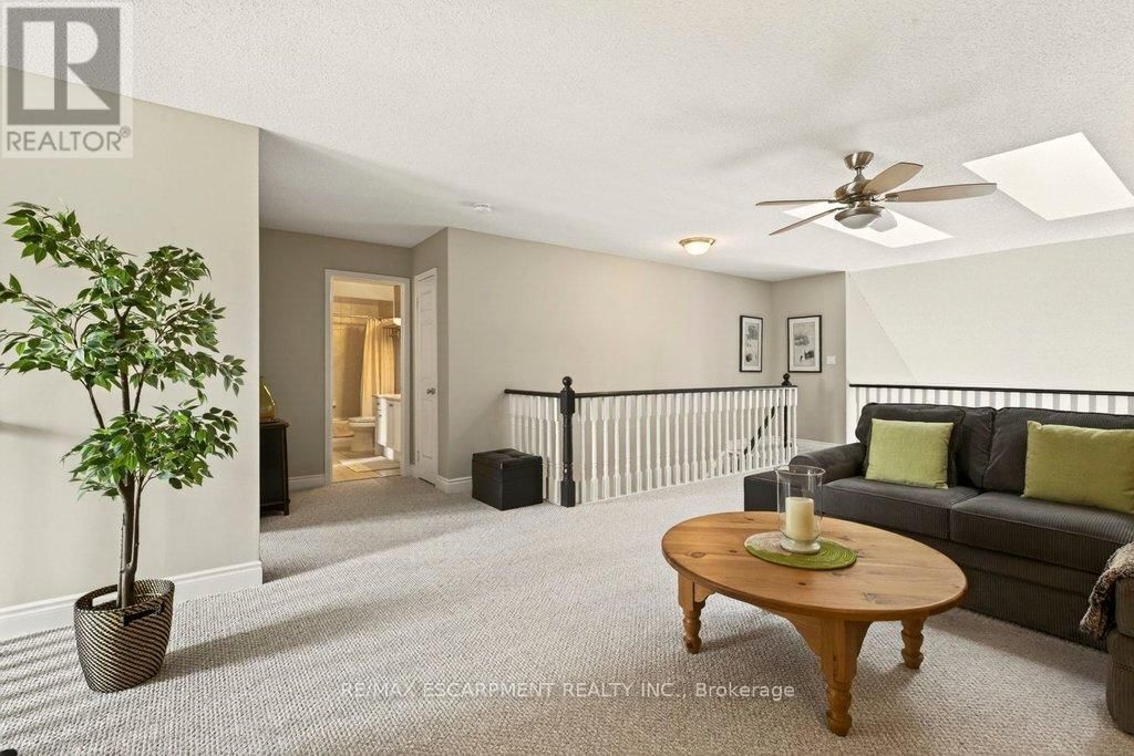 22 - 4220 SARAZEN DRIVE Image 24