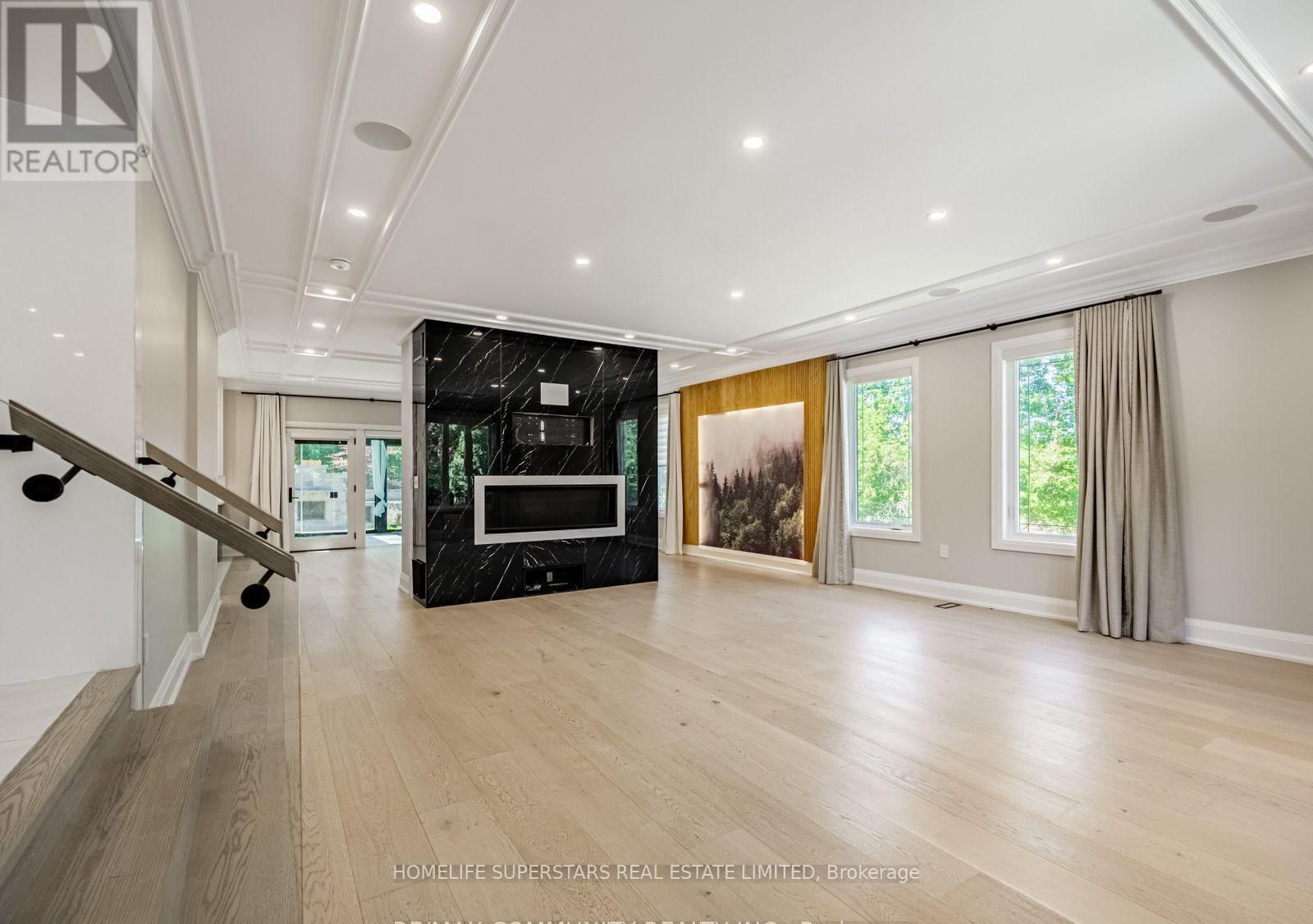 8508 APPLEBY LINE Image 8