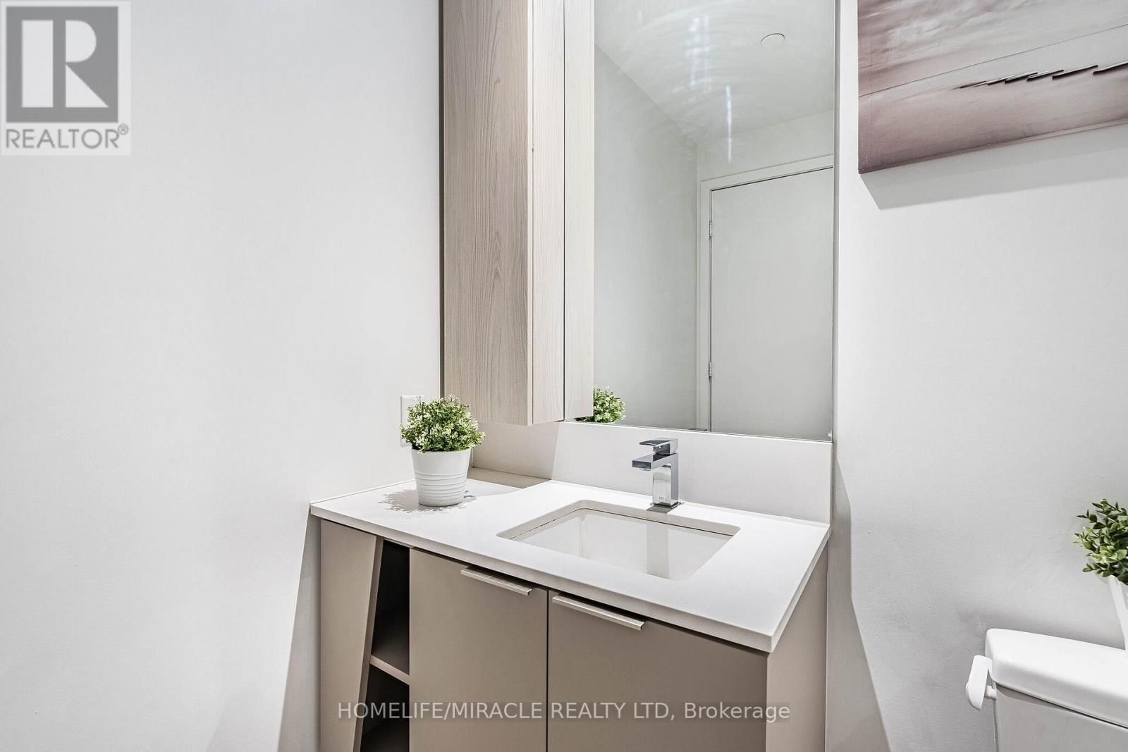 522 - 3900 CONFEDERATION PARKWAY Image 28