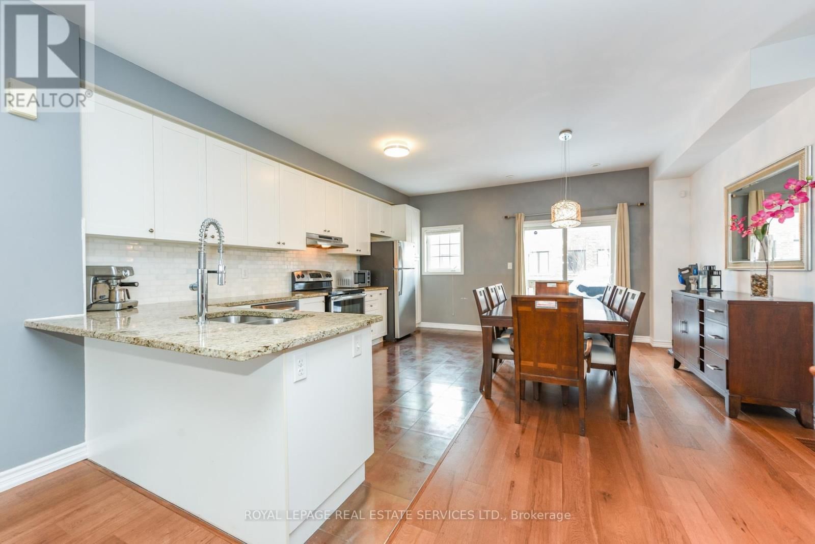 4 - 1131 HAIG BOULEVARD Image 8