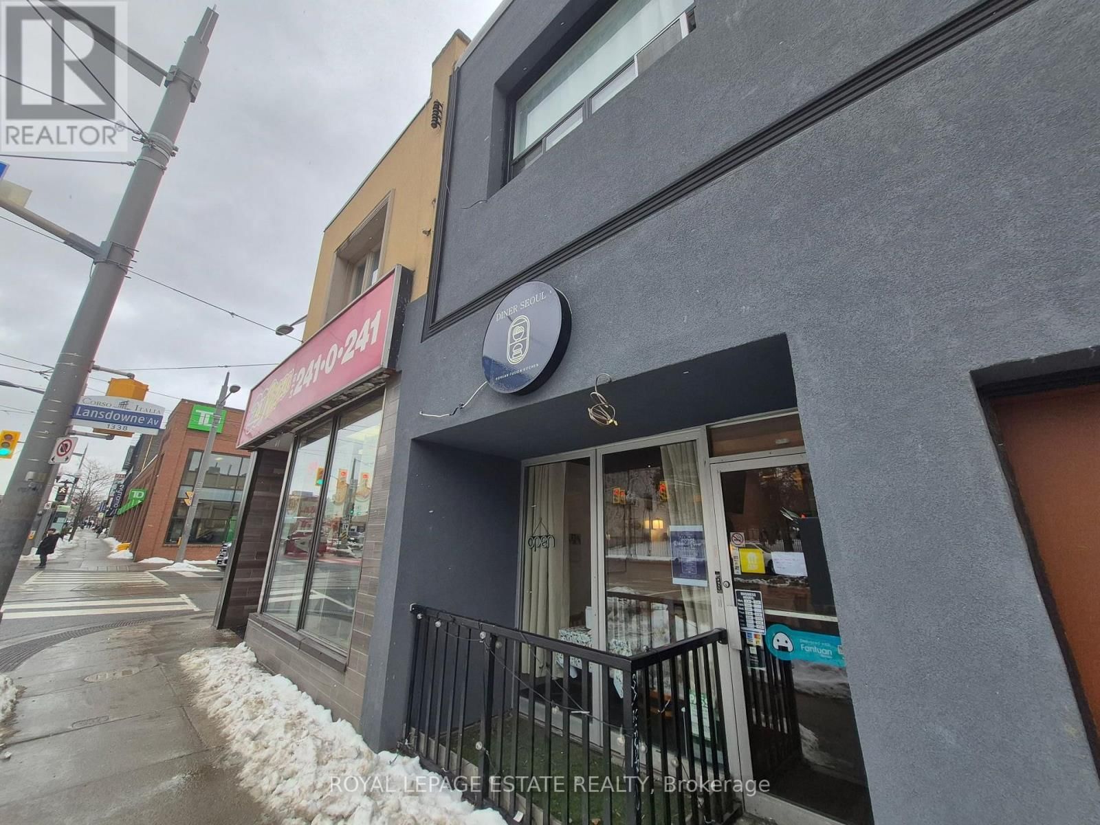 1351 ST CLAIR AVENUE WEST Image 1