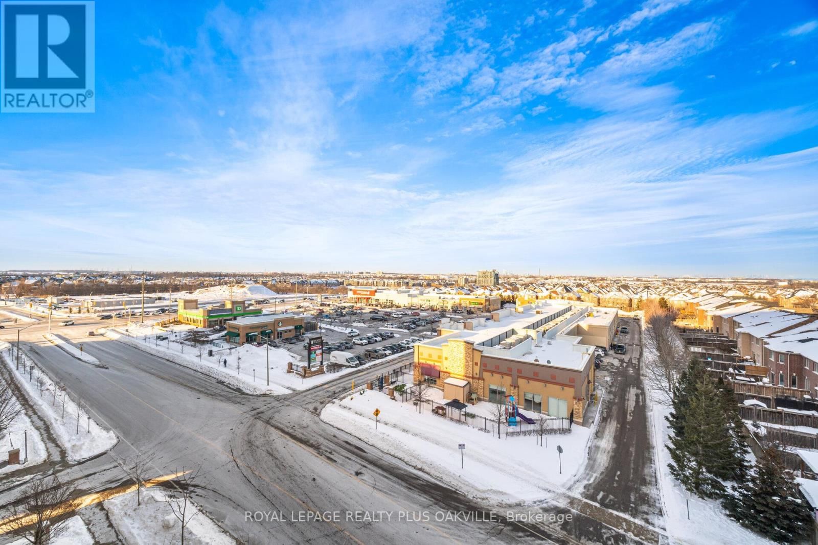 607 - 2470 PRINCE MICHAEL DRIVE Image 34