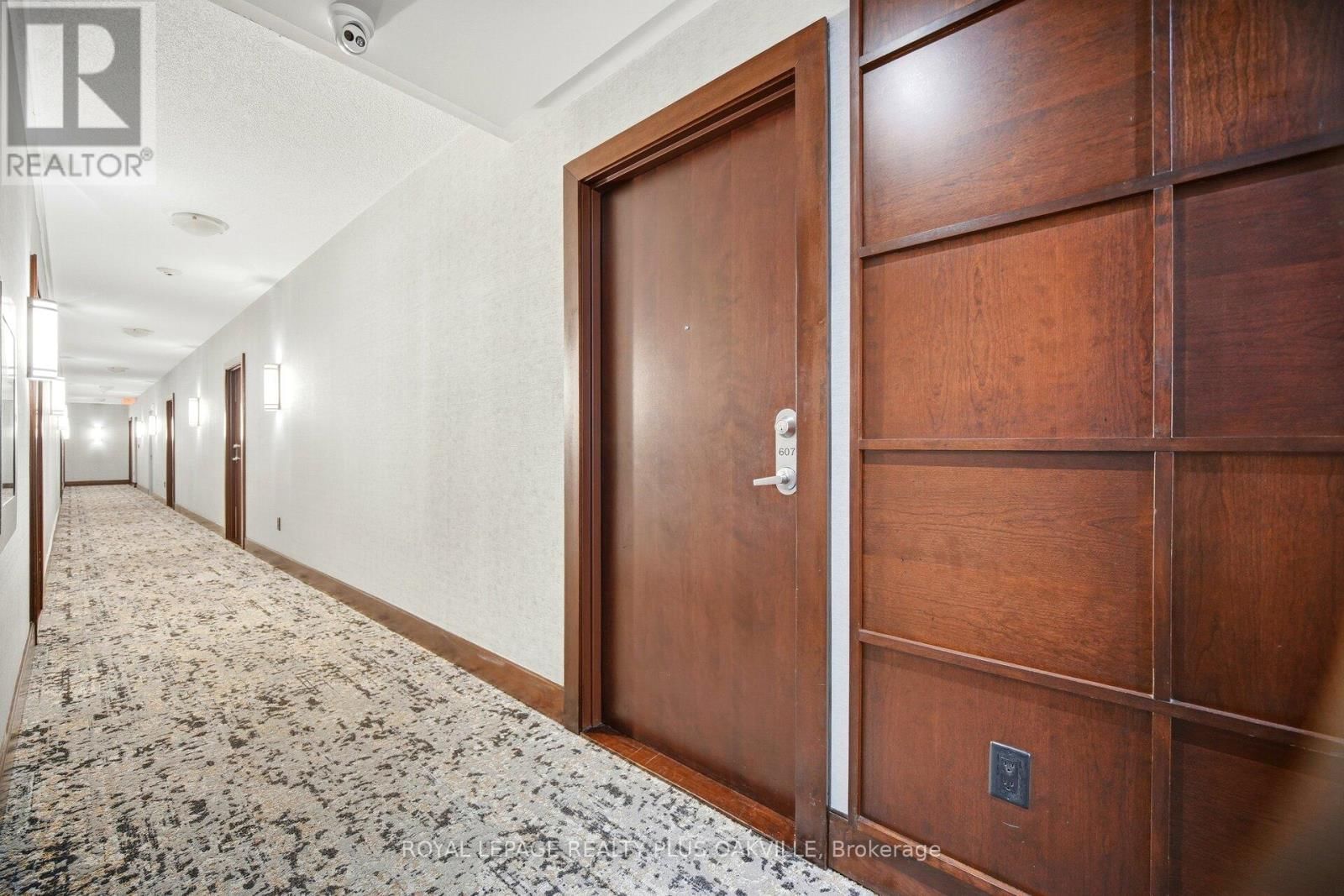 607 - 2470 PRINCE MICHAEL DRIVE Image 8