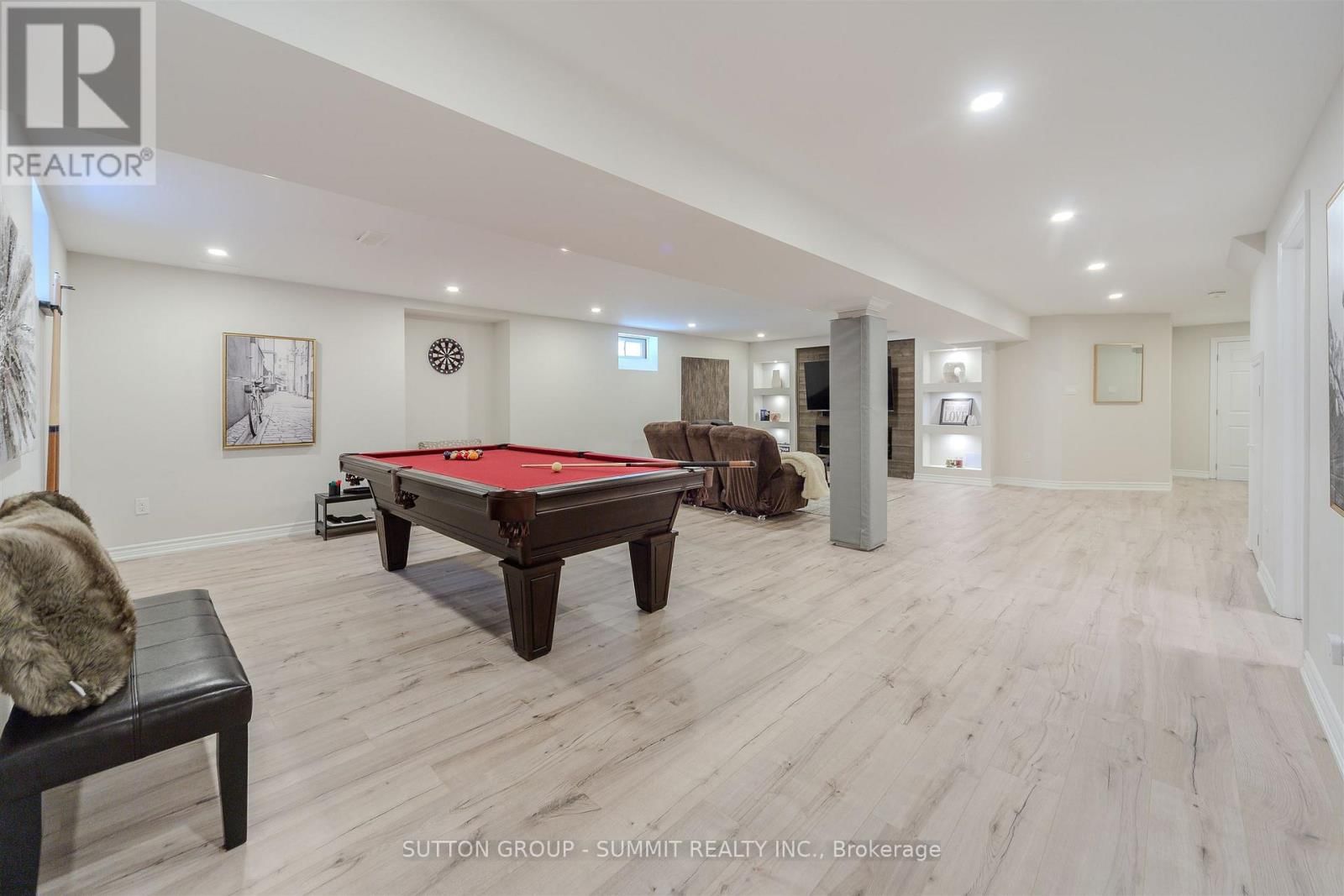 1104 AMBERCROFT LANE Image 38